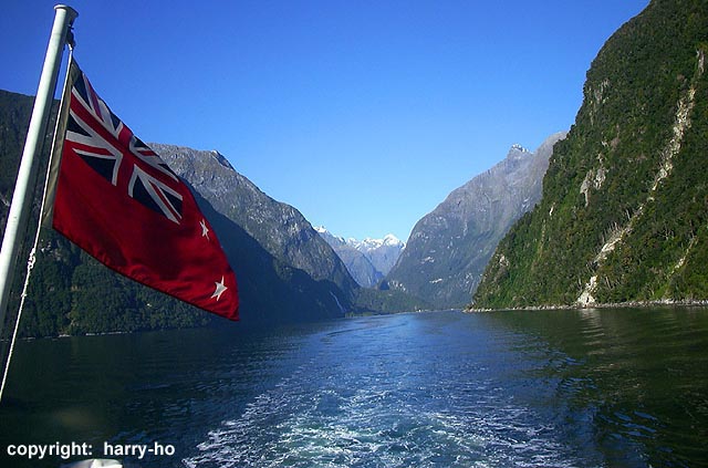 05-15_6_Milford-Sound-1