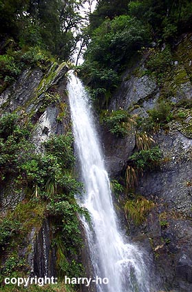 05-21_1_Wasserfall-HP